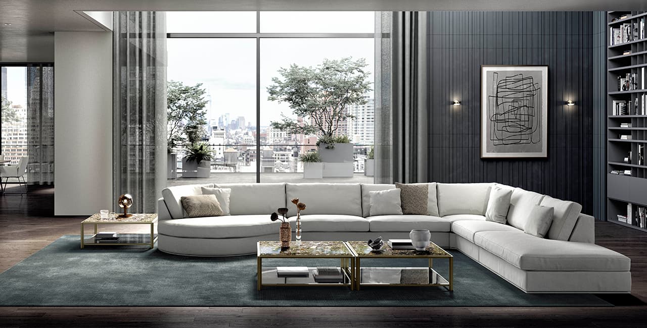 Ein weißes Sofa im Wohnzimmer.