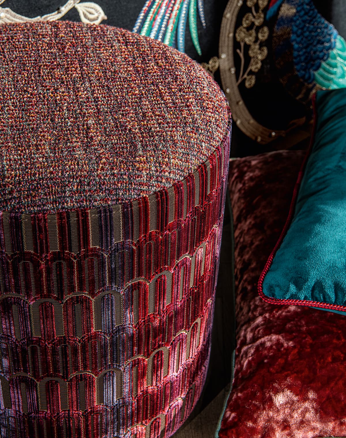 Roter Pouf